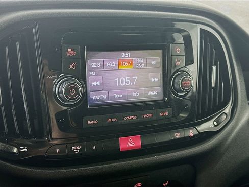 Used 2020 RAM ProMaster City Tradesman SLT image 17