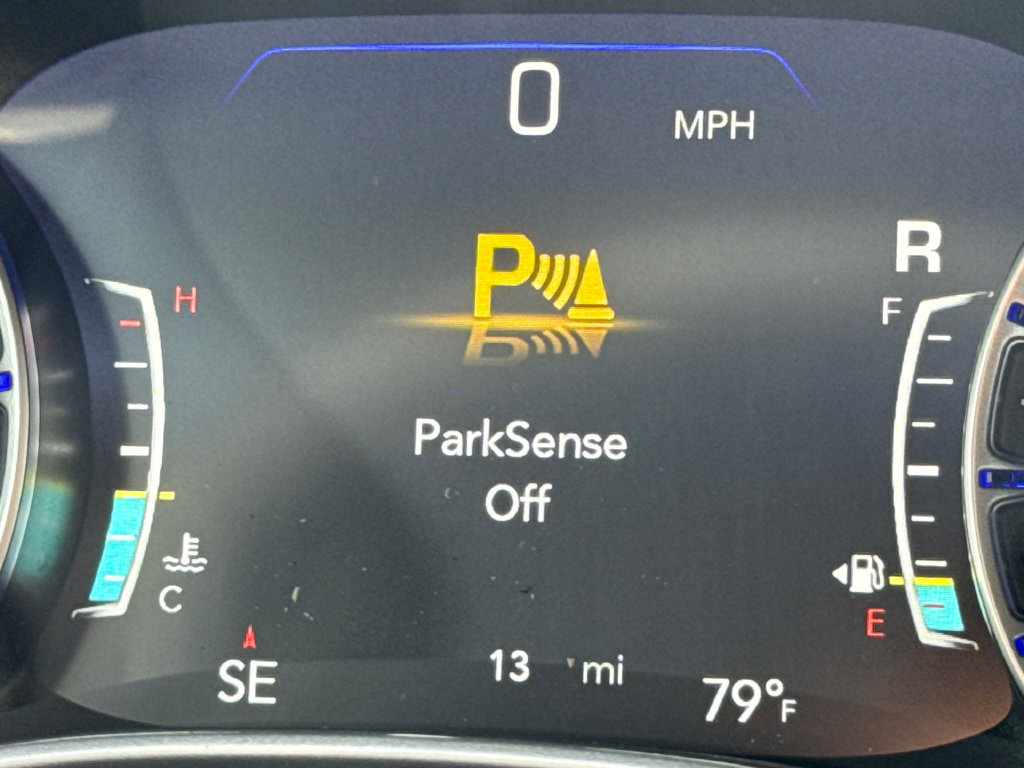 New 2027 Chrysler Pacifica Select FWD image 30