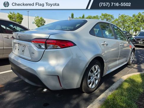 Used 2024 Toyota Corolla LE FWD image 6