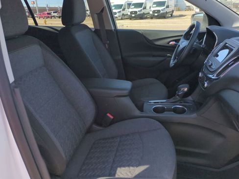 Used 2024 Chevrolet Equinox LT w/ LPO, Floor Liner Package FWD image 26