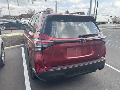 Used 2025 Subaru Forester Premium image 3