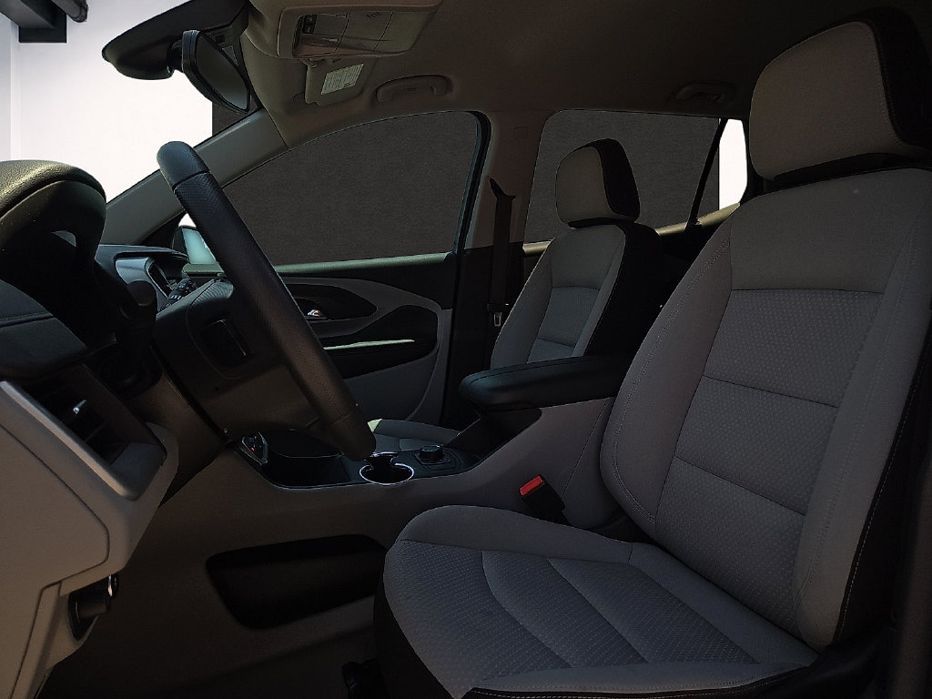Used 2024 GMC Terrain SLE FWD image 13