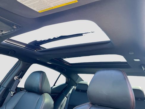 Used 2021 Nissan Maxima SR w/ Sport Mat Group FWD image 23