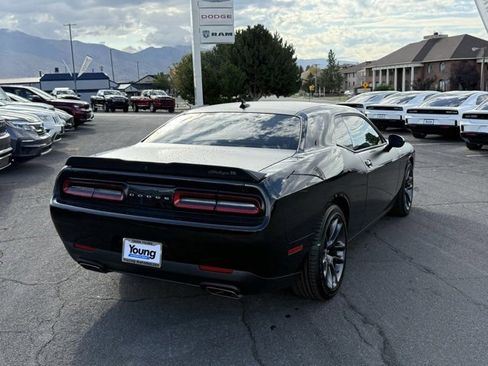 Used 2023 Dodge Challenger R/T w/ T/A Package image 6