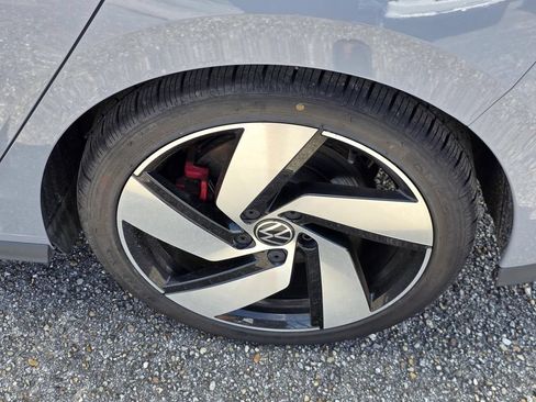 Used 2024 Volkswagen GTI S FWD image 31