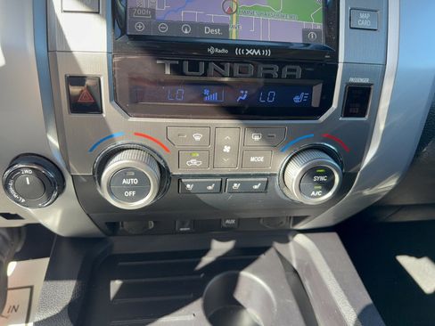 Used 2015 Toyota Tundra Platinum image 22