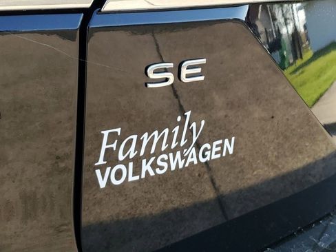 New 2026 Volkswagen Atlas SE FWD image 6