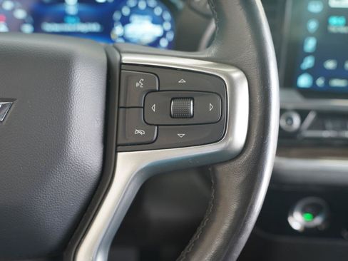 Used 2022 Chevrolet Silverado 1500 LT AWD/4WD image 16
