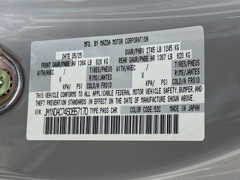 Used 2025 MAZDA MX-5 Miata Club RWD image 12