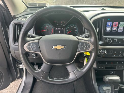 Used 2015 Chevrolet Colorado Z71 AWD/4WD image 11