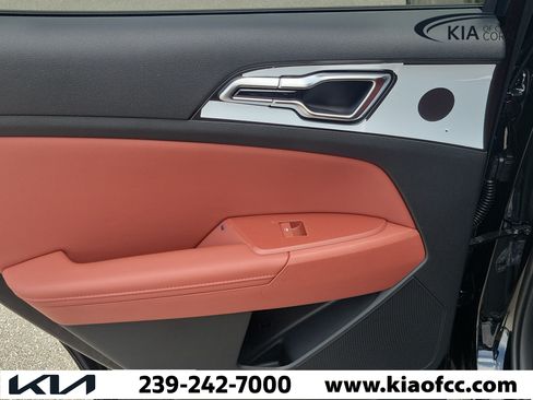 New 2026 Kia Sportage SX FWD image 15