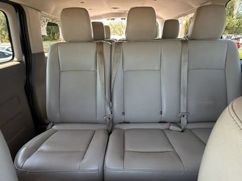 Used 2018 Nissan NV 3500 SL RWD image 16