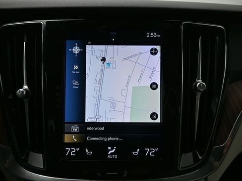Used 2020 Volvo S60 T5 Momentum FWD image 13