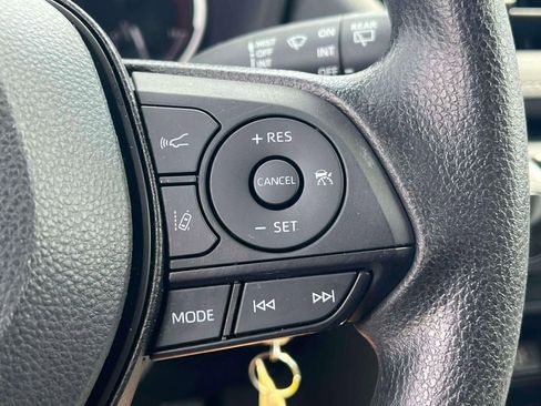 Used 2023 Toyota RAV4 LE image 23