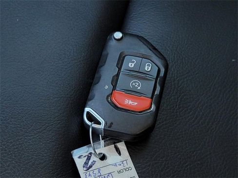 Used 2021 Jeep Gladiator Mojave image 30