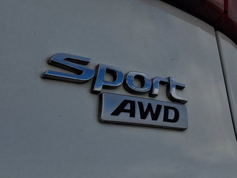 Used 2017 Hyundai Santa Fe Sport image 30