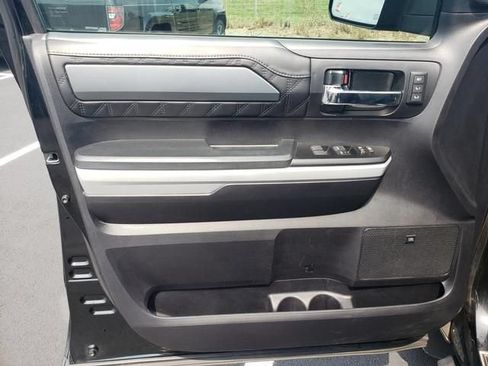 Used 2020 Toyota Tundra Platinum AWD/4WD image 10
