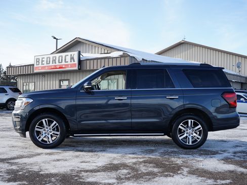 Used 2022 Ford Expedition Limited image 6