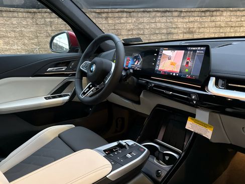 New 2026 BMW X1 xDrive28i w/ M Sport Package image 8