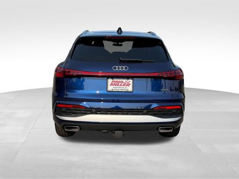 Used 2025 Audi Q5 Premium Plus AWD/4WD image 6