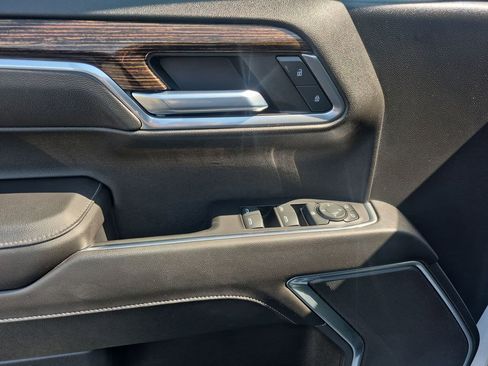 Certified 2023 GMC Sierra 1500 Elevation w/ LPO, Elevation Black Package AWD/4WD image 26