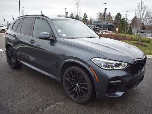 Used 2022 BMW X5 xDrive40i w/ M Sport Package image 10