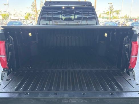 Used 2024 Toyota Tacoma TRD Off-Road w/ TRD Off Road Upgrade Package AWD/4WD image 25