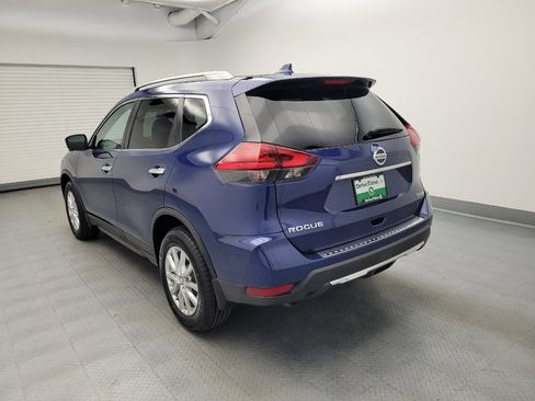 Used 2017 Nissan Rogue SV w/ SV Premium Package AWD/4WD image 5