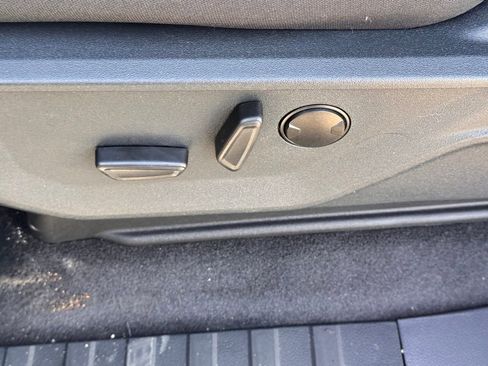 New 2026 Ford F150 XLT w/ Equipment Group 302A MID image 18