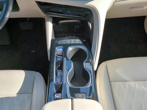 Used 2021 Buick Envision Avenir w/ Technology Package II FWD image 16