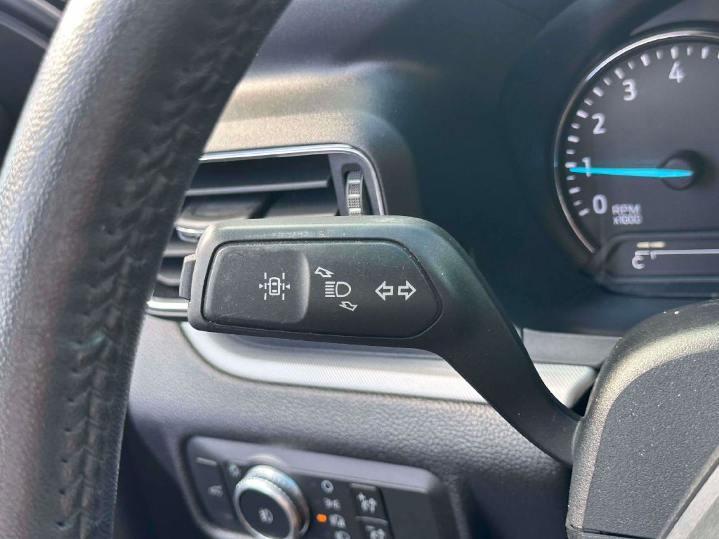 Used 2020 Ford Explorer XLT w/ Equipment Group 202A AWD/4WD image 23