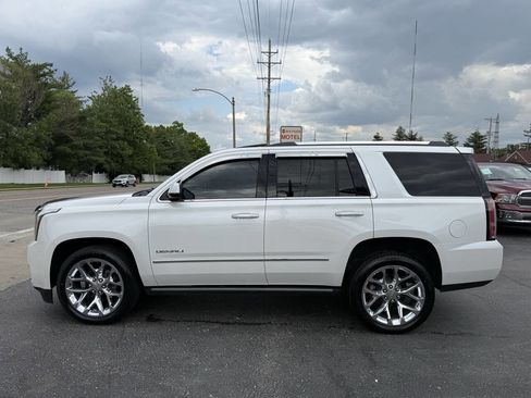 Used 2017 GMC Yukon Denali w/ Open Road Package AWD/4WD image 4
