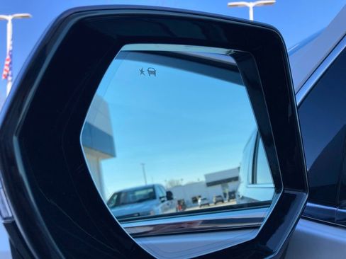 Certified 2022 GMC Yukon XL SLT w/ SLT Luxury Package image 21