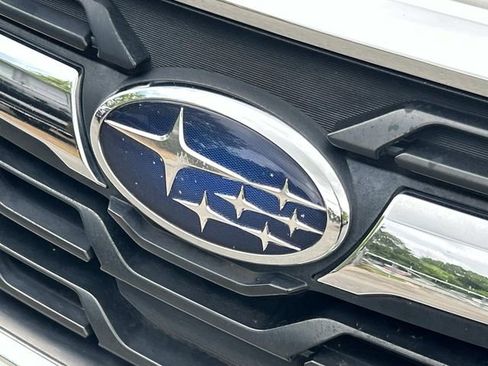Used 2017 Subaru Forester 2.5i Limited w/ Popular Package #1 AWD/4WD image 10