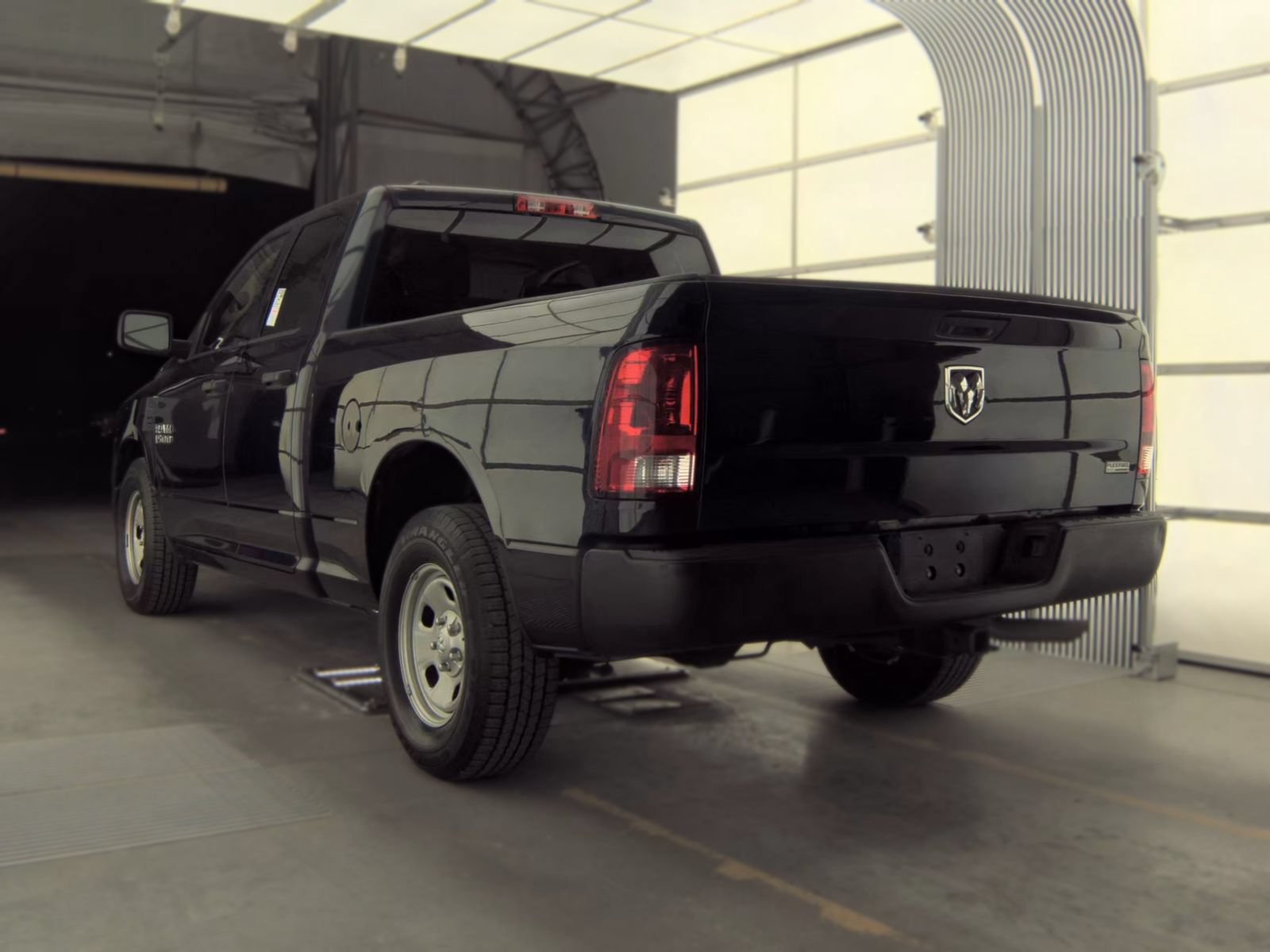 Used 2017 RAM 1500 Tradesman w/ Popular Equipment Group RWD image 6
