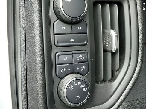 Used 2024 Chevrolet Silverado 2500 Custom w/ Custom Value Package AWD/4WD image 22