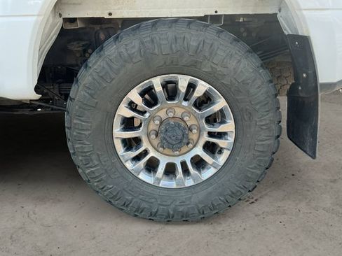 Used 2021 Ford F350 XLT w/ XLT Premium Package AWD/4WD image 13