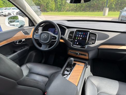 Used 2023 Volvo XC90 B5 Plus w/ Protection Package Premier AWD/4WD image 35