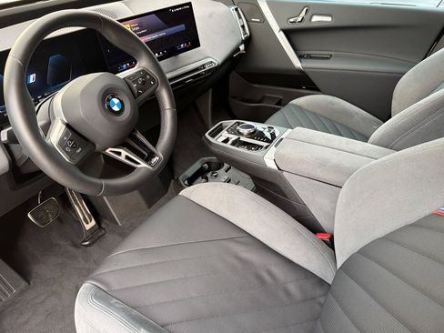 Used 2026 BMW iX xDrive45 w/ M Sport Package image 11