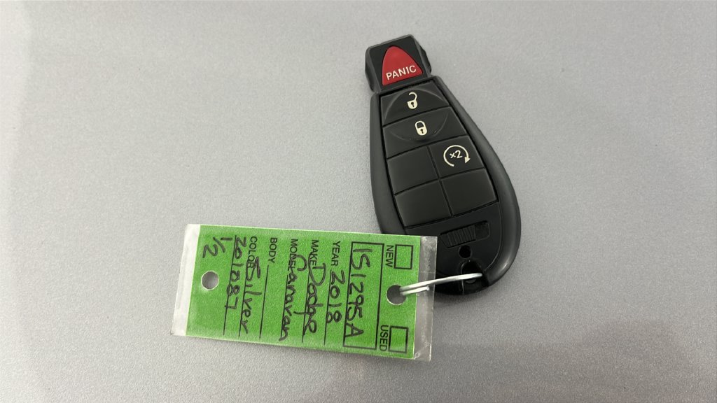 Used 2018 Dodge Grand Caravan SE FWD image 42