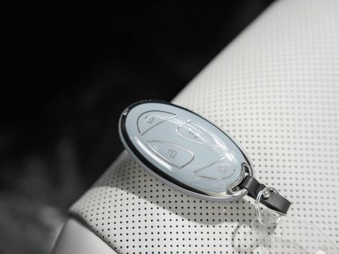 Used 2025 Hyundai Santa Fe SEL AWD/4WD image 43