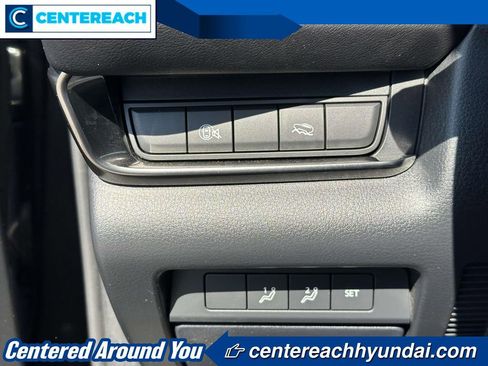 Used 2025 MAZDA CX-30 AWD 2.5 S w/ Preferred Package image 18