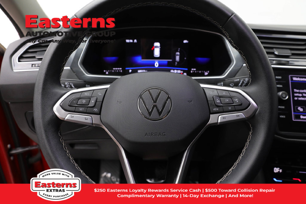 Used 2023 Volkswagen Tiguan SE AWD/4WD image 11