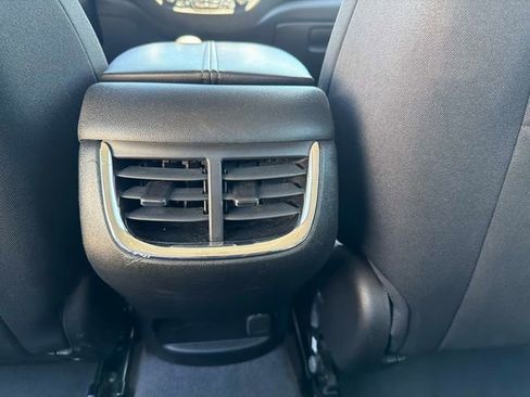 Used 2023 Chevrolet Malibu LT FWD image 15
