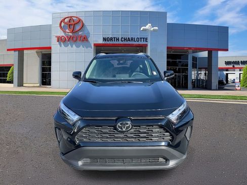 Used 2025 Toyota RAV4 XLE image 4