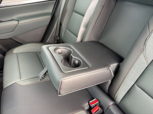 New 2026 GMC Terrain AT4 w/ Technology Package II AWD/4WD image 12