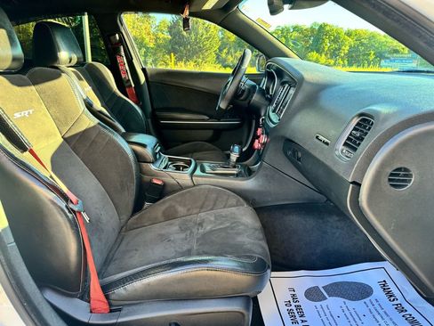Used 2018 Dodge Charger SRT w/ Harman/Kardon Audio Group image 31
