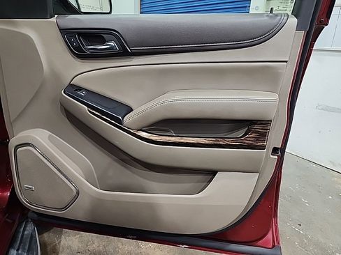 Used 2017 GMC Yukon SLE w/ SLE Value Package AWD/4WD image 22