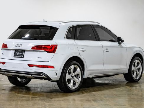 Used 2021 Audi Q5 Prestige w/ Prestige Package image 8