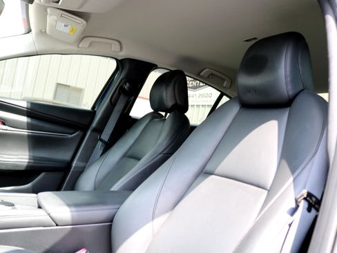 Used 2021 MAZDA MAZDA3 s image 15